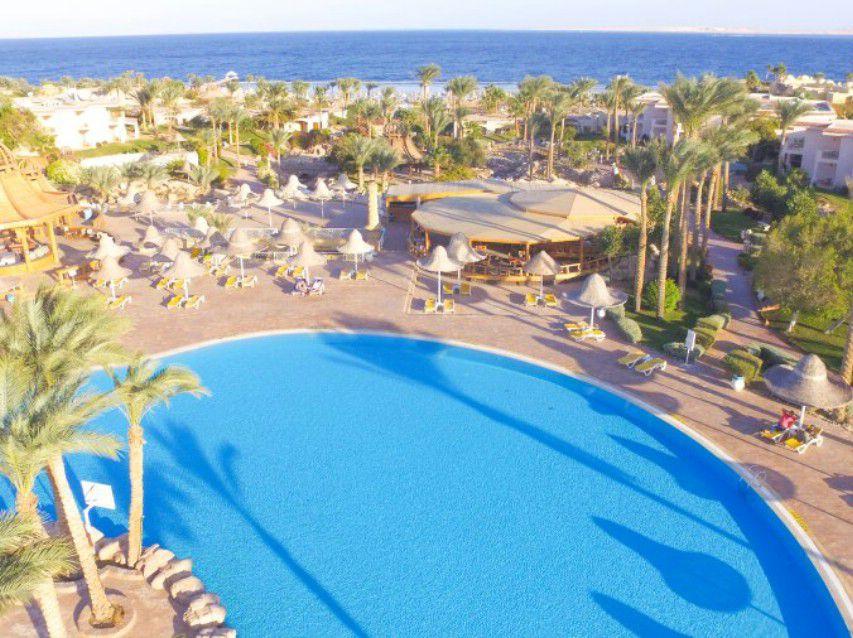 FOTO PARROTEL BEACH RESORT